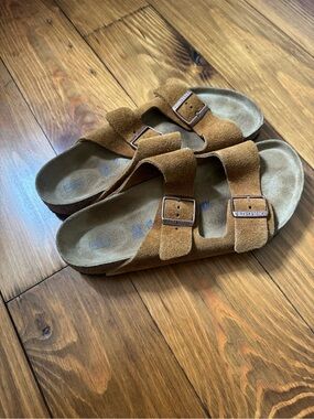 Birkenstock Arizona Suede Sandals - Brown